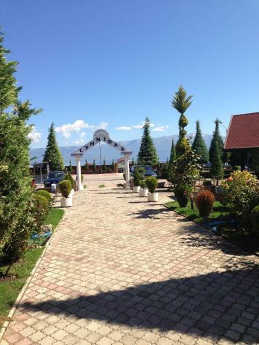 Hotel Lyhnidas