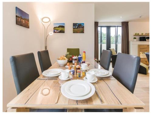 Apartamentos Prora Solitaire Penthouse Garden 01