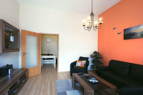 Apartamento Ferienwohnung Warnem�nde - L (n)