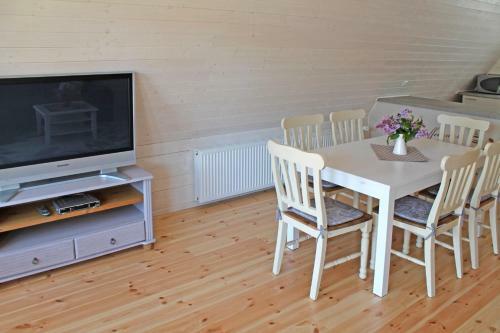 Finnh�tte In Kr�slin
