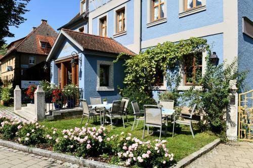 Hostal Hotel Bezold