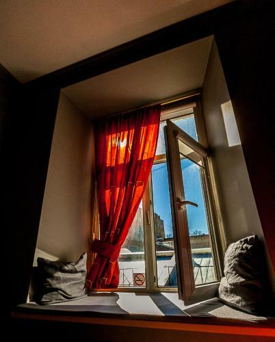 Hostal Liteiny 51 Hostel