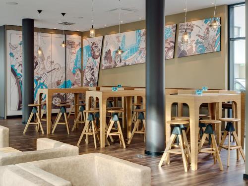 Hotel Motel One K�ln-mediapark