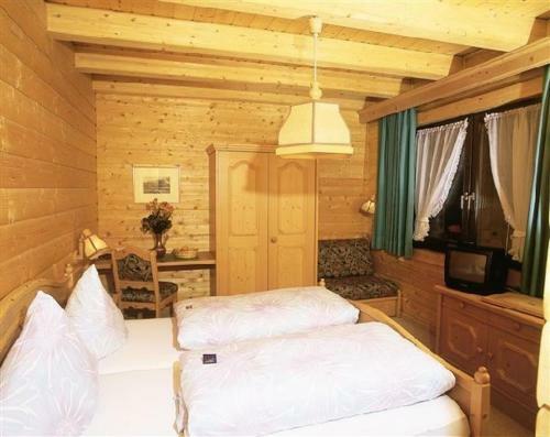 Hostal Chalet Dietrich