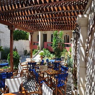 Hotel Flisvos