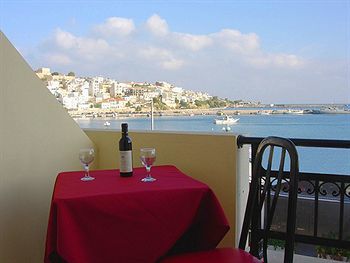 Hotel Flisvos