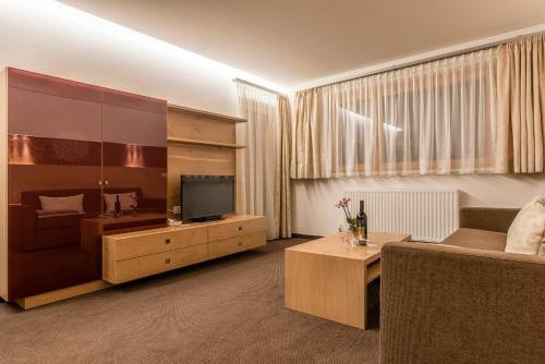 Aparthotel Tschanun Garni