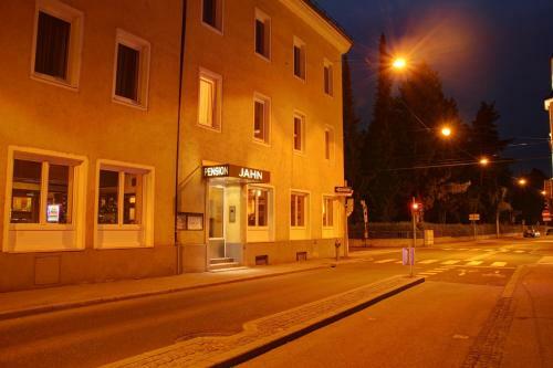 Bed & Breakfast Pension Jahn