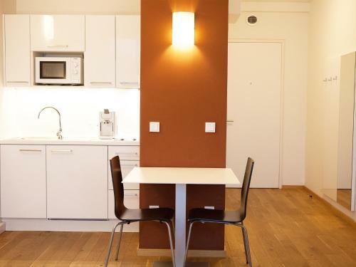 Prater Apartments