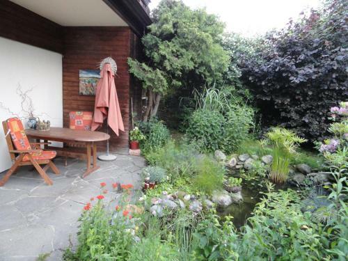 Apartamento Gartenwohnung Gretl Mit Biotop In Seen�he