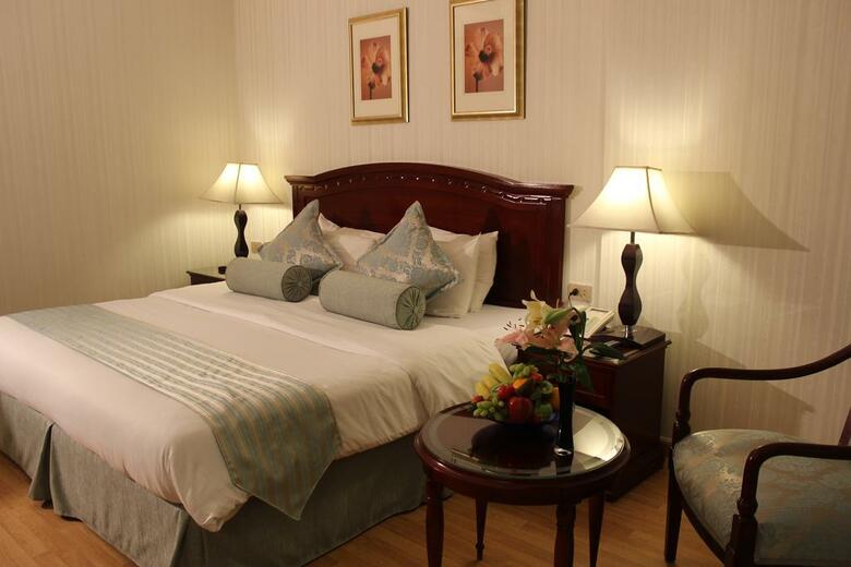 Hotel Al Hamra Golden Tulip (est�ndar)