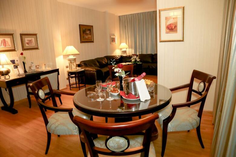 Hotel Al Hamra Golden Tulip (est�ndar)