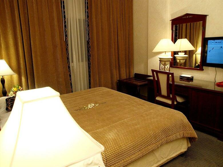 Hotel Al Hamra Golden Tulip (est�ndar)