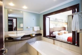Phakalane Golf Estate Hotel