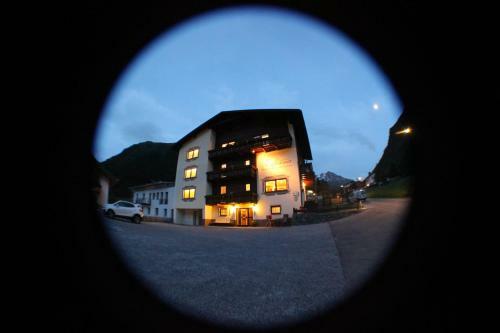 Hostal Haus Zaferna