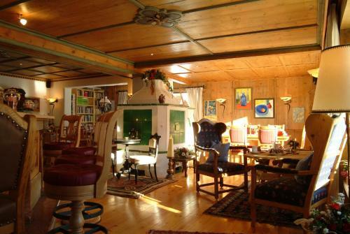 Hotel Alpine Palace
