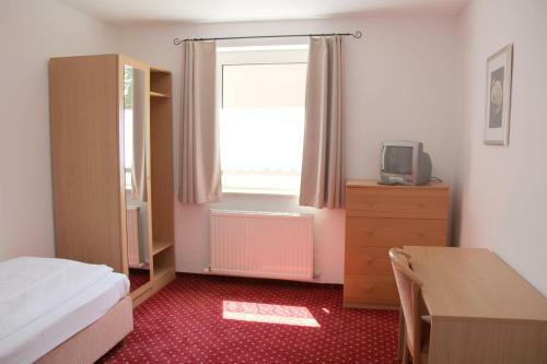 Hostal Snooze Guesthouse