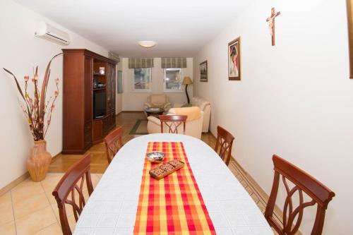 Hostal Guest House Ok