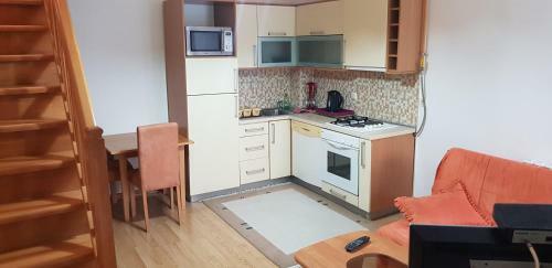 Ado's Apartments