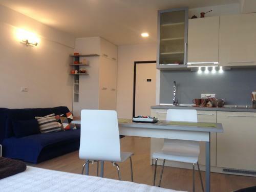 Dea's Studio Apartment