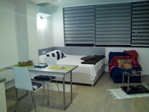 Dea's Studio Apartment