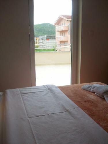 Hostal Pansion ?kegro