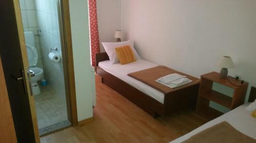 Hostal Pansion Rajic