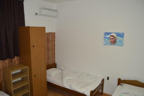 Bed & Breakfast Rooms Modana