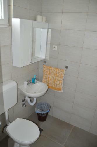 Bed & Breakfast Rooms Modana