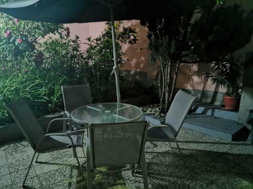 Hostal Mickey's Guest House