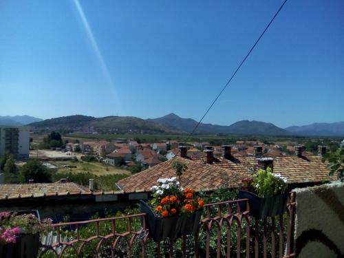 Hostal Apartman Carine