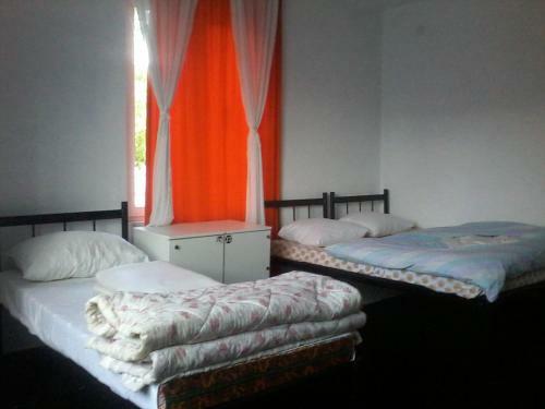Hostal Guest House Emir