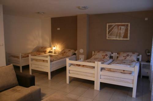 Hostal Villa Tajra Nur