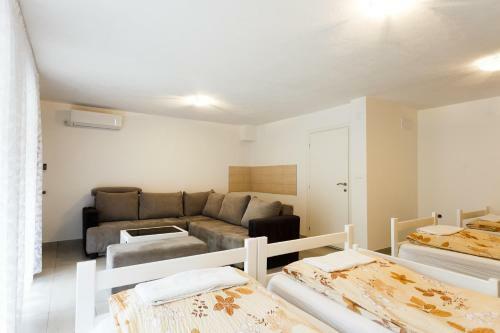 Hostal Villa Tajra Nur