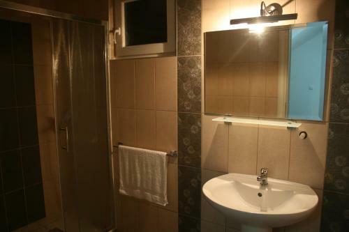 Hostal Villa Tajra Nur