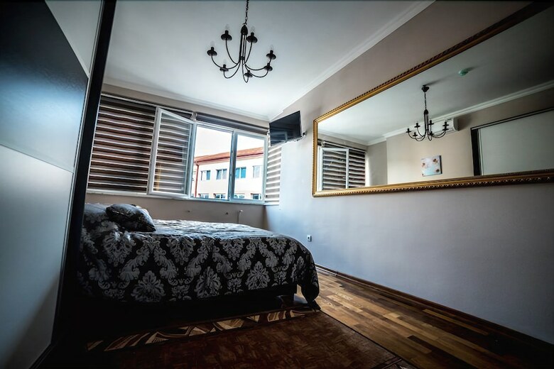 Hostal Suites Donna