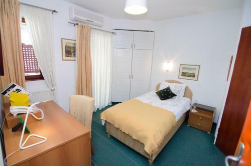 Posada Halvat Guesthouse