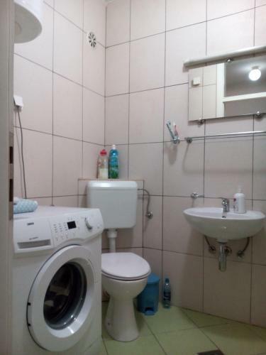 Apartment Condor