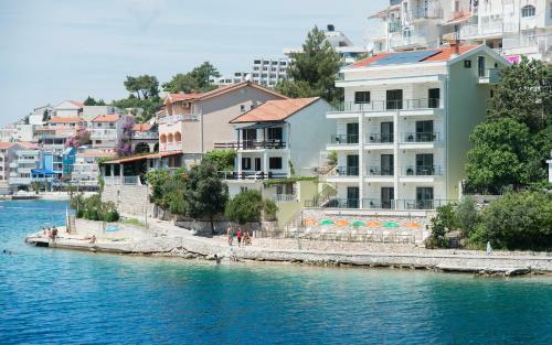 Apartments Villa Luce