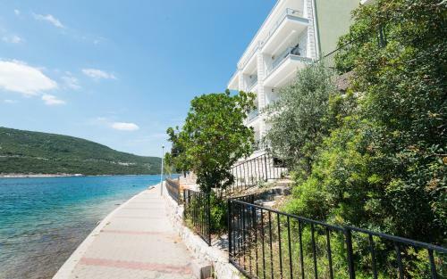 Apartments Villa Luce