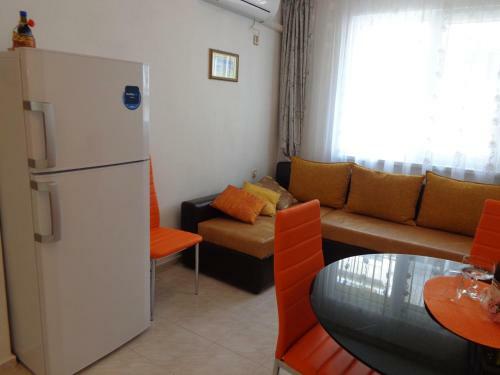 Zoya Apartment