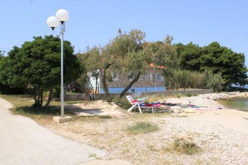 Family Friendly Seaside Apartments Ugljan - 828