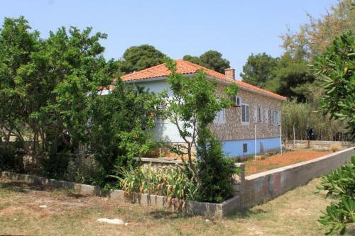 Family Friendly Seaside Apartments Ugljan - 828