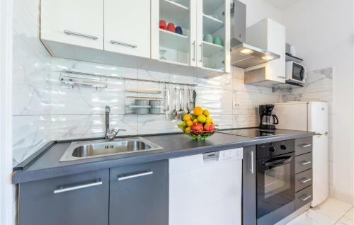 Apartment Kastel Stari 20