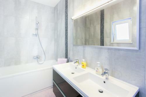 Hostal Guest House Letizia