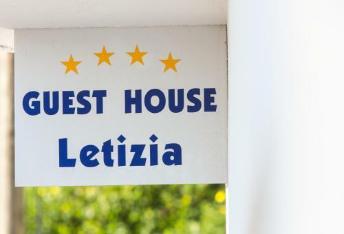 Hostal Guest House Letizia