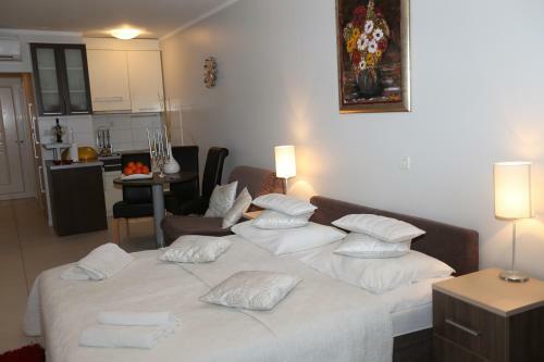 Apartments Lavica Beach Dumi?i?