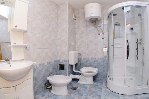 Darijan Apartments
