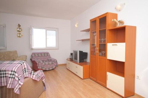 Apartment Baska Voda 6848a