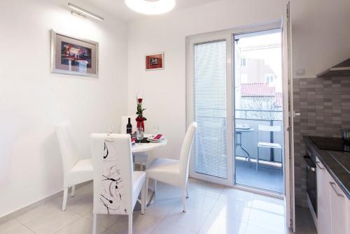 Apartment Fifi